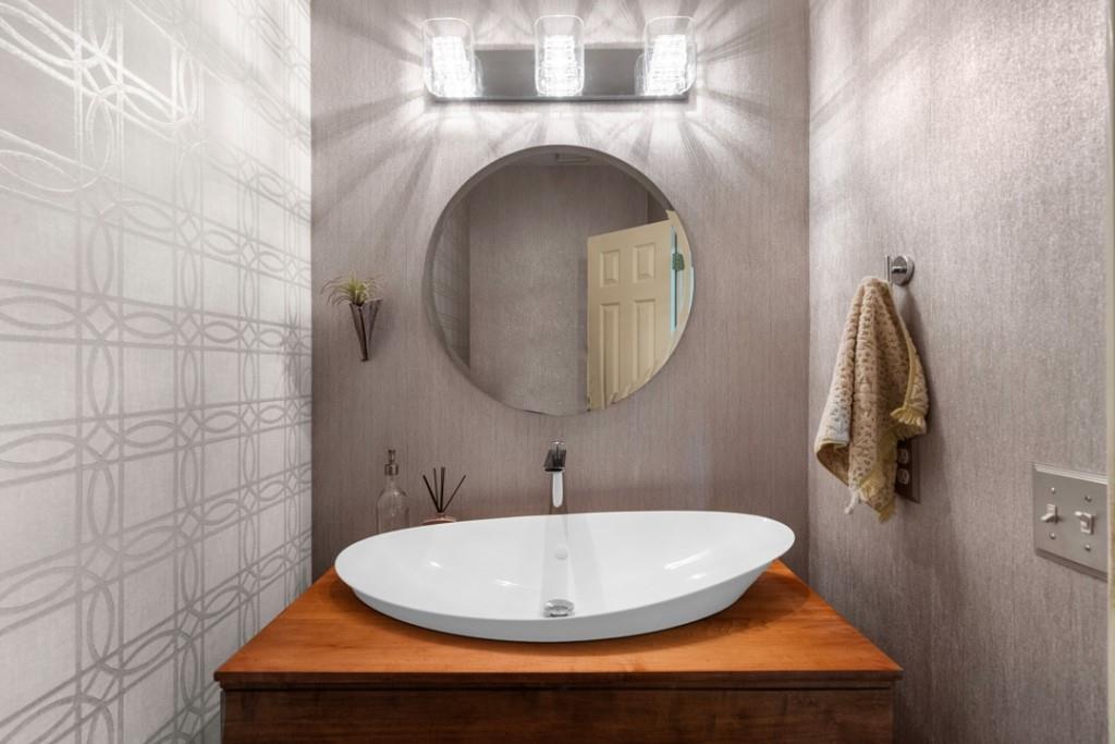 2020 Shallowford Park Manor