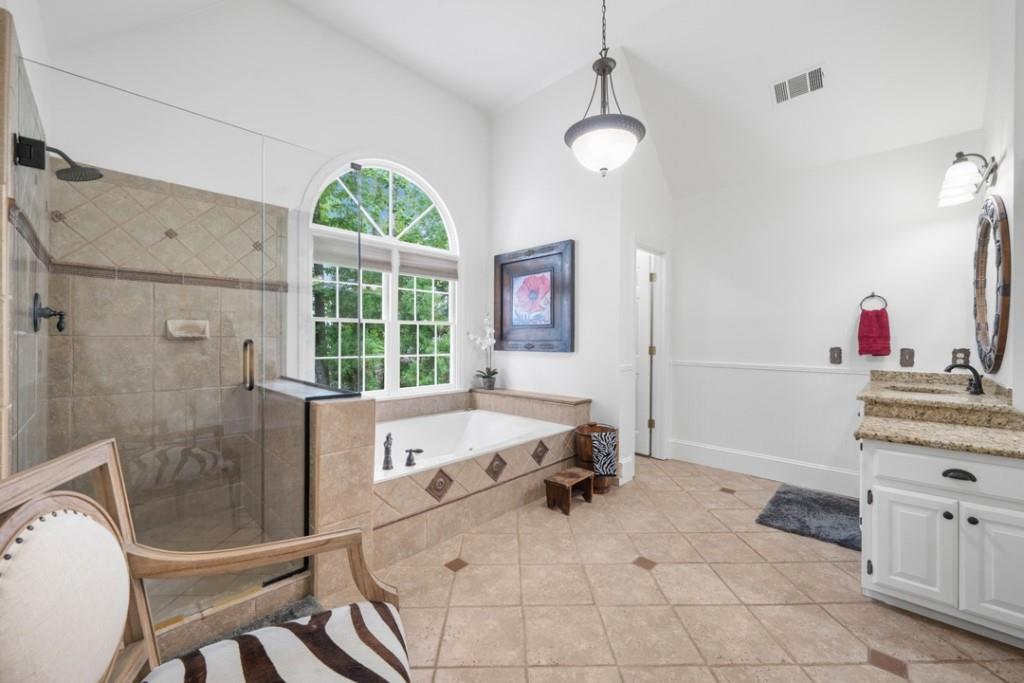 2020 Shallowford Park Manor