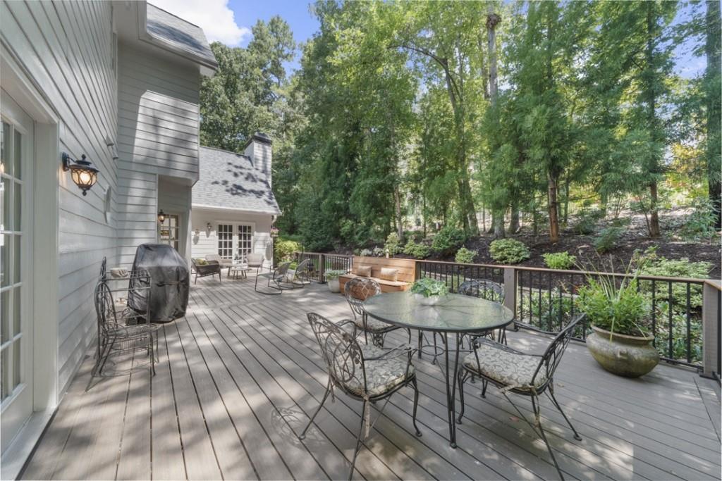 2020 Shallowford Park Manor