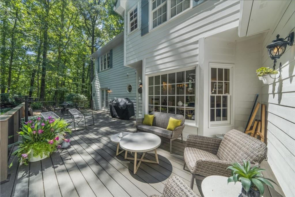 2020 Shallowford Park Manor