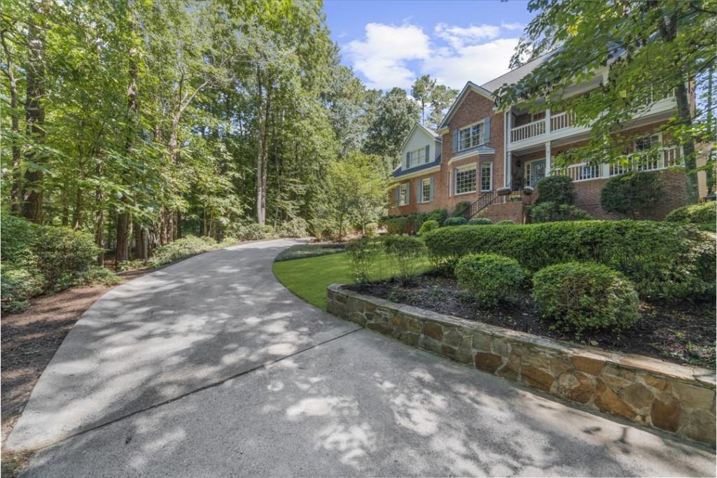 2020 Shallowford Park Manor