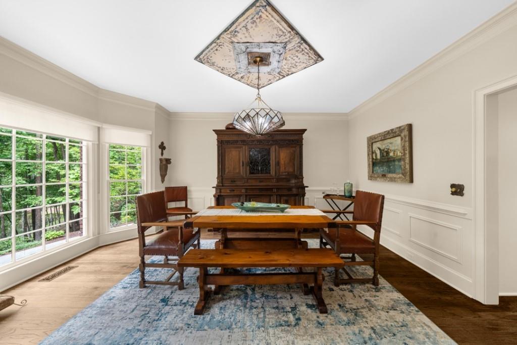 2020 Shallowford Park Manor