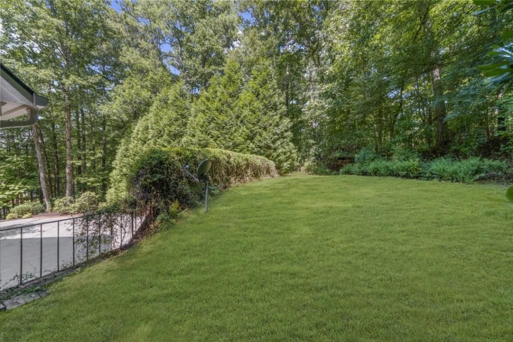 2020 Shallowford Park Manor