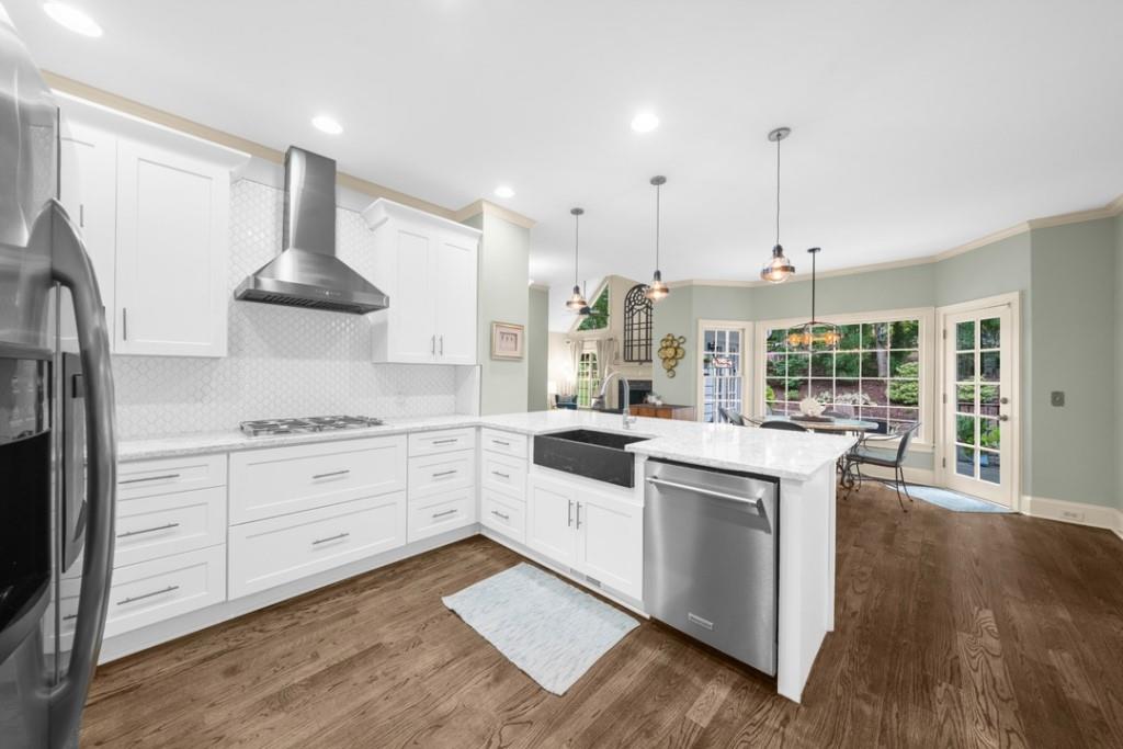 2020 Shallowford Park Manor