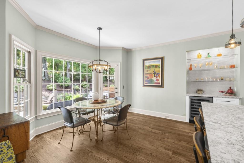 2020 Shallowford Park Manor