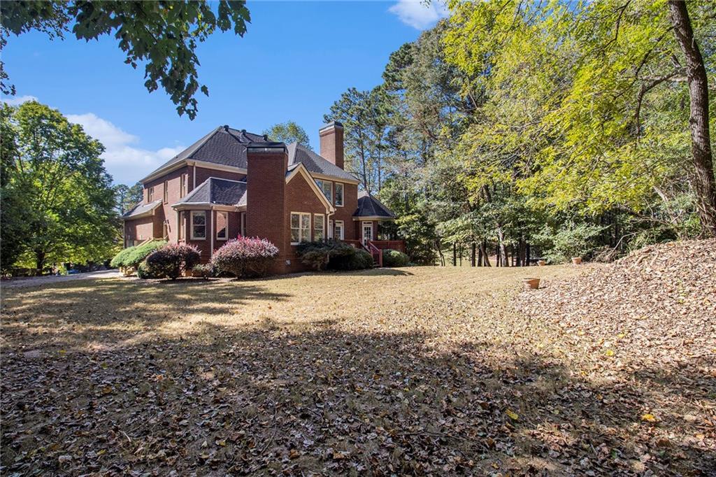 345 Lake Bend Court