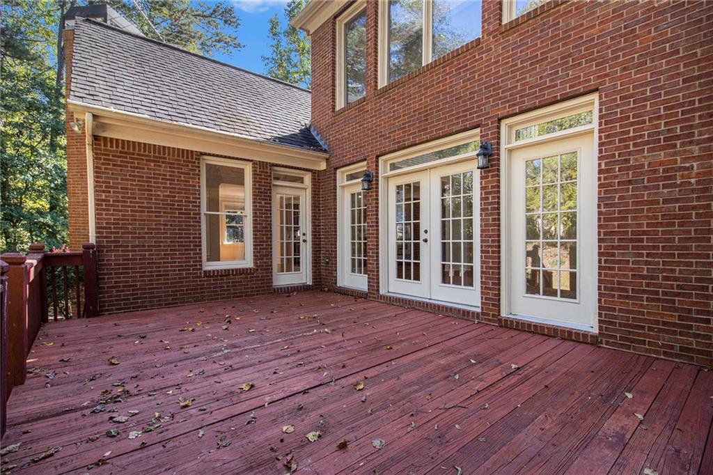345 Lake Bend Court