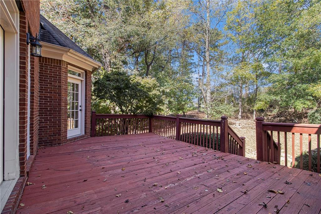 345 Lake Bend Court