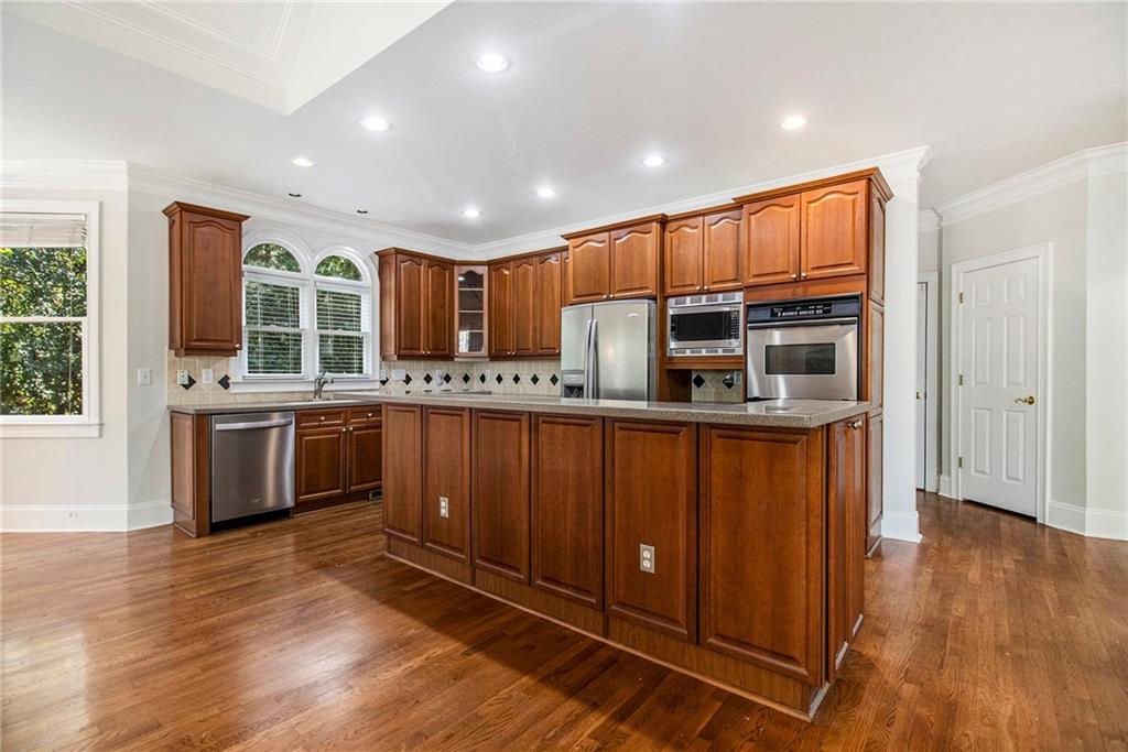 345 Lake Bend Court
