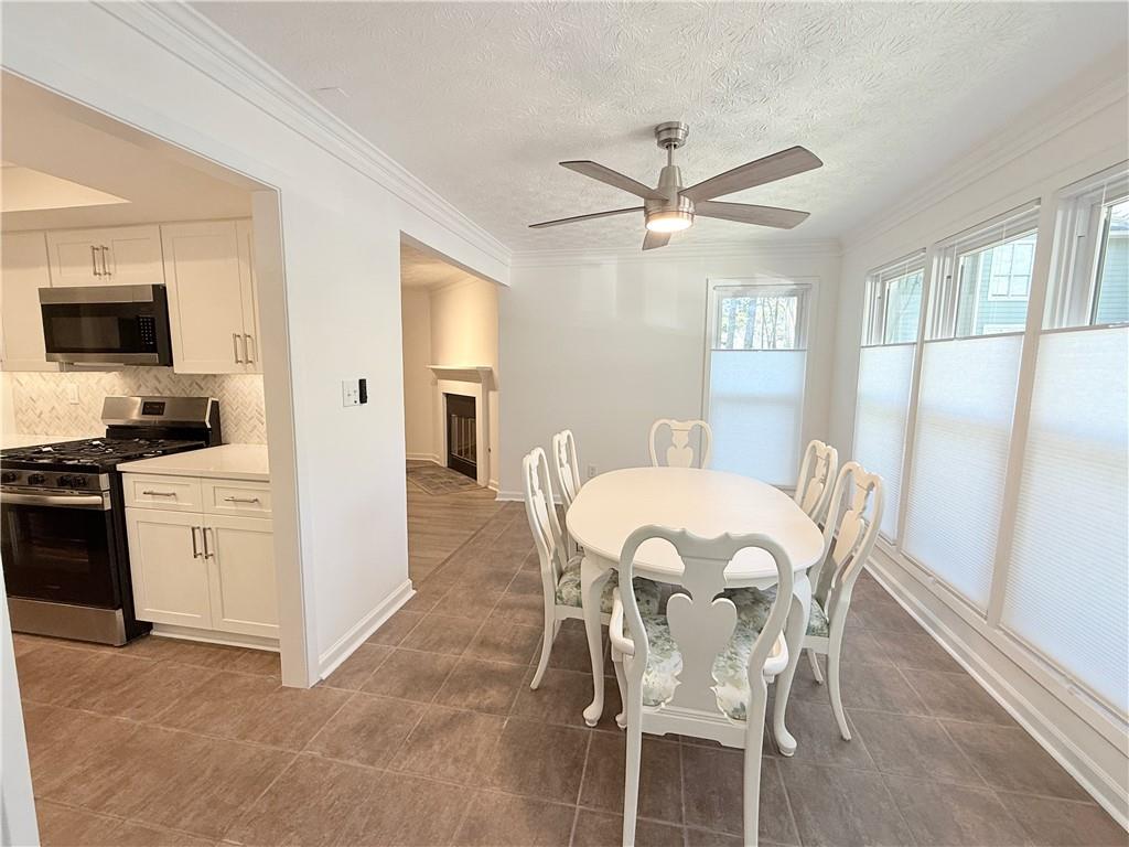 3001 Canyon Point Circle