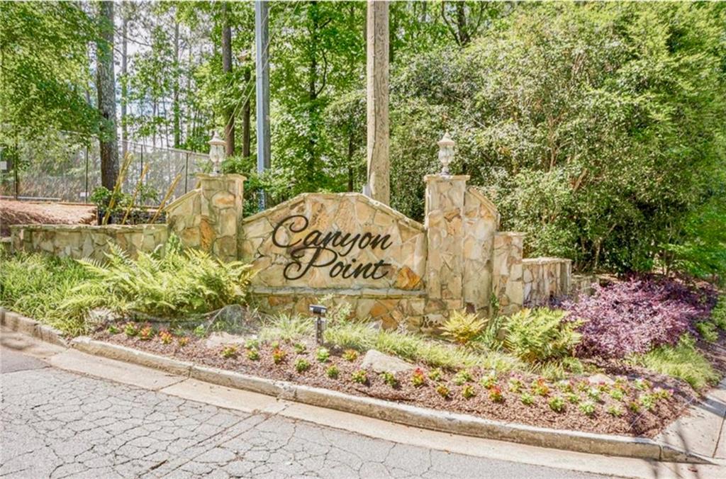 3001 Canyon Point Circle