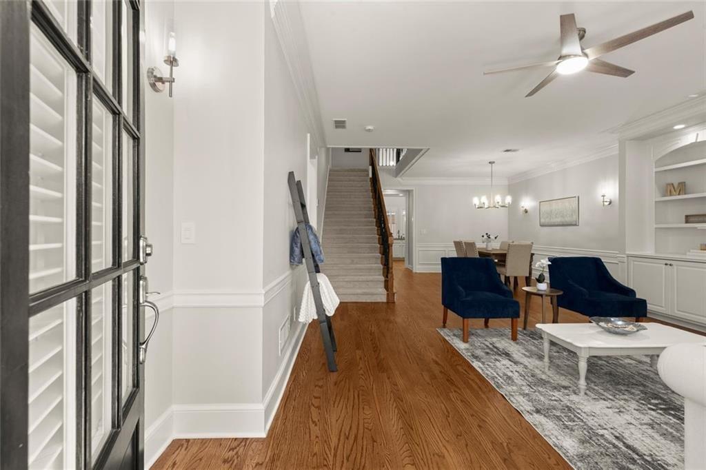 5305 Davenport Place