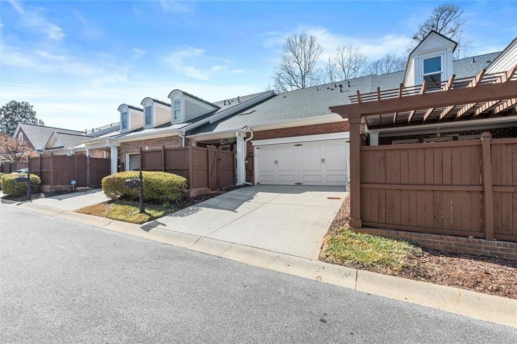 5305 Davenport Place