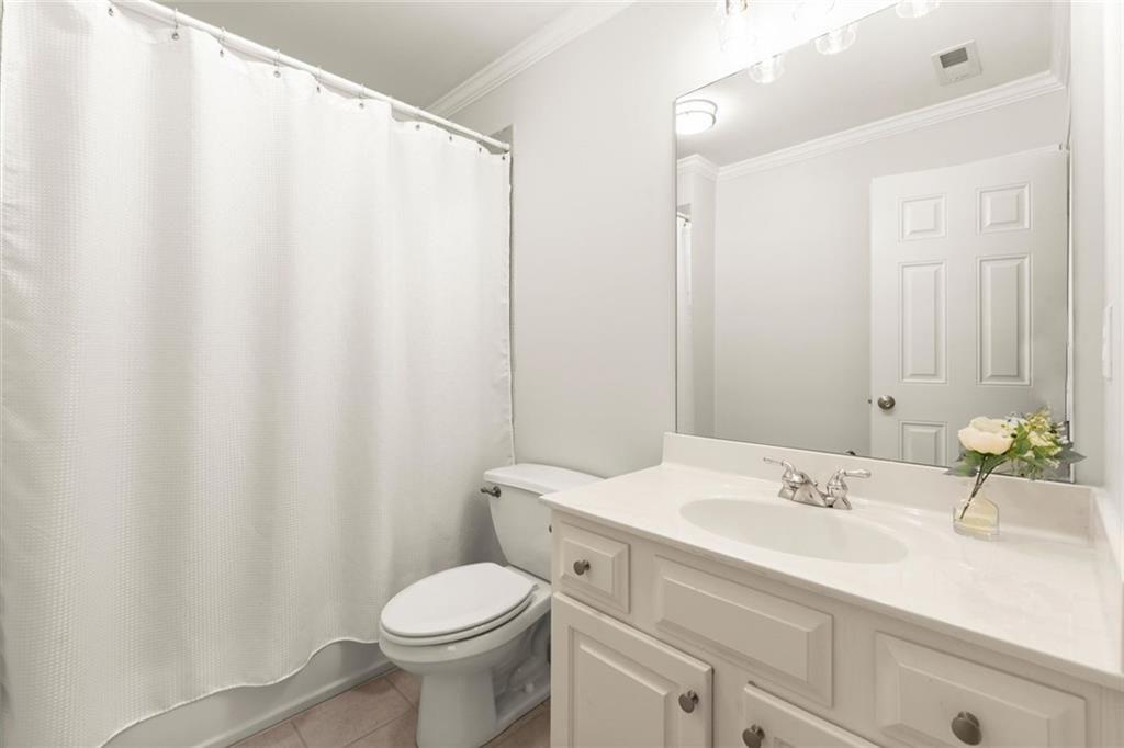 5305 Davenport Place