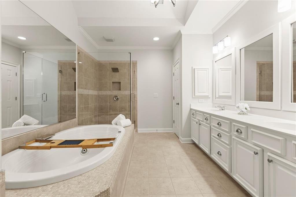 5305 Davenport Place