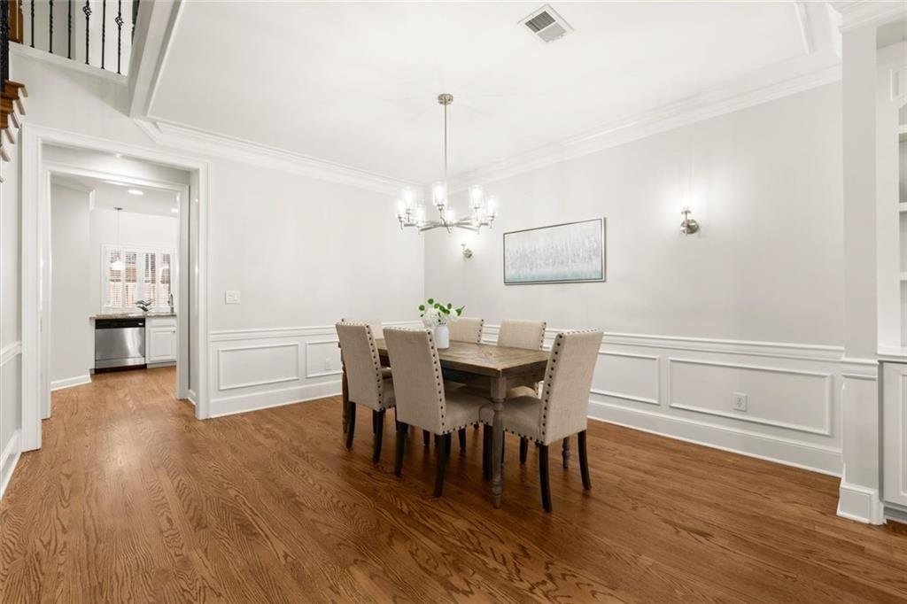 5305 Davenport Place