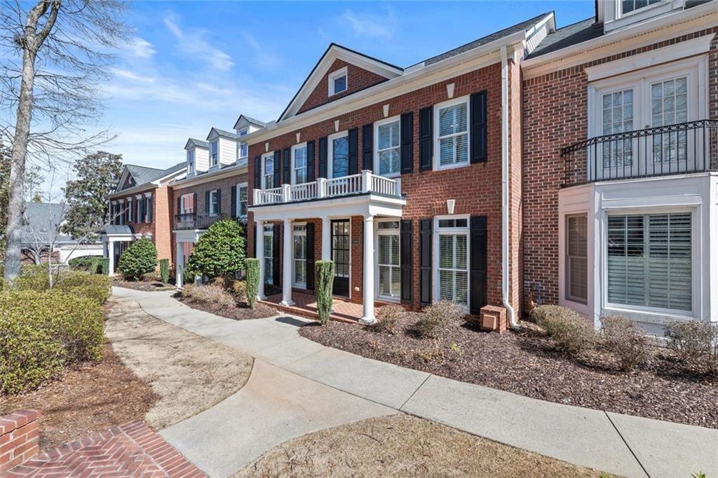 5305 Davenport Place