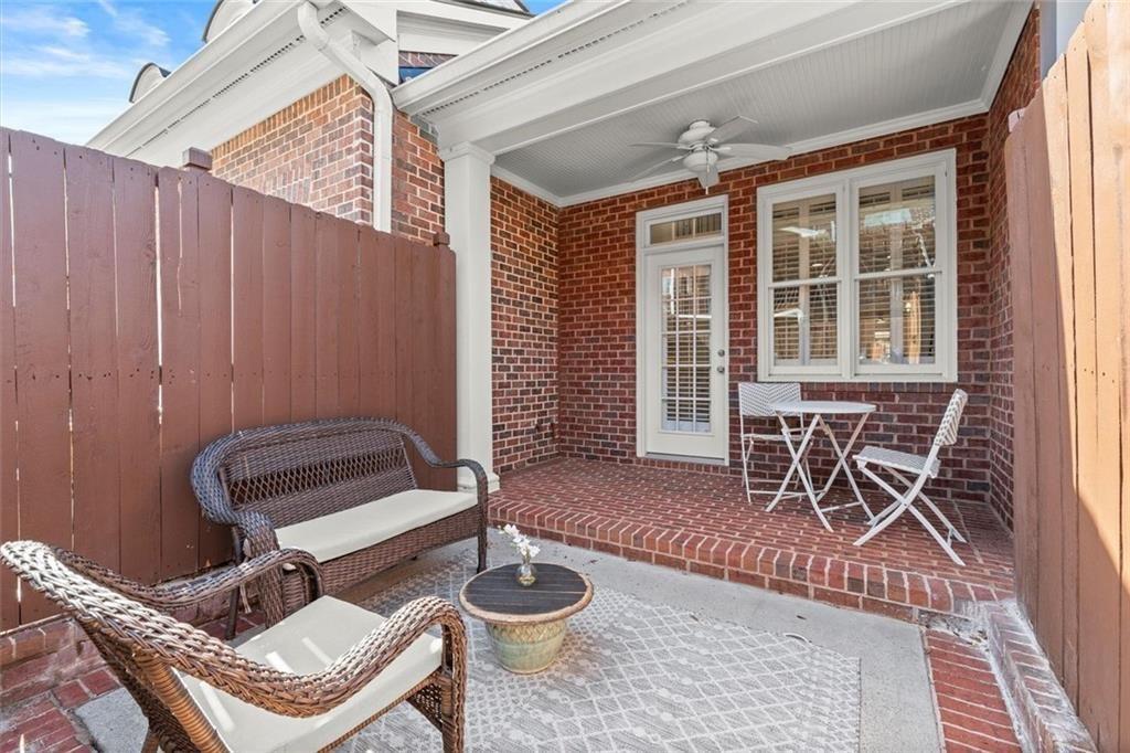 5305 Davenport Place