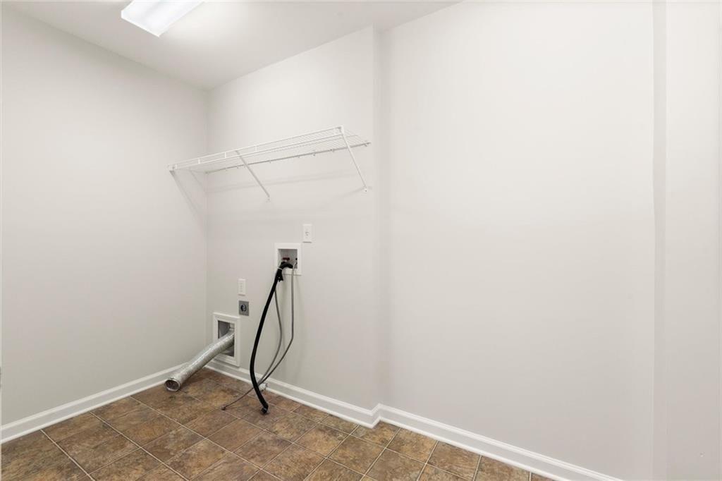 5305 Davenport Place