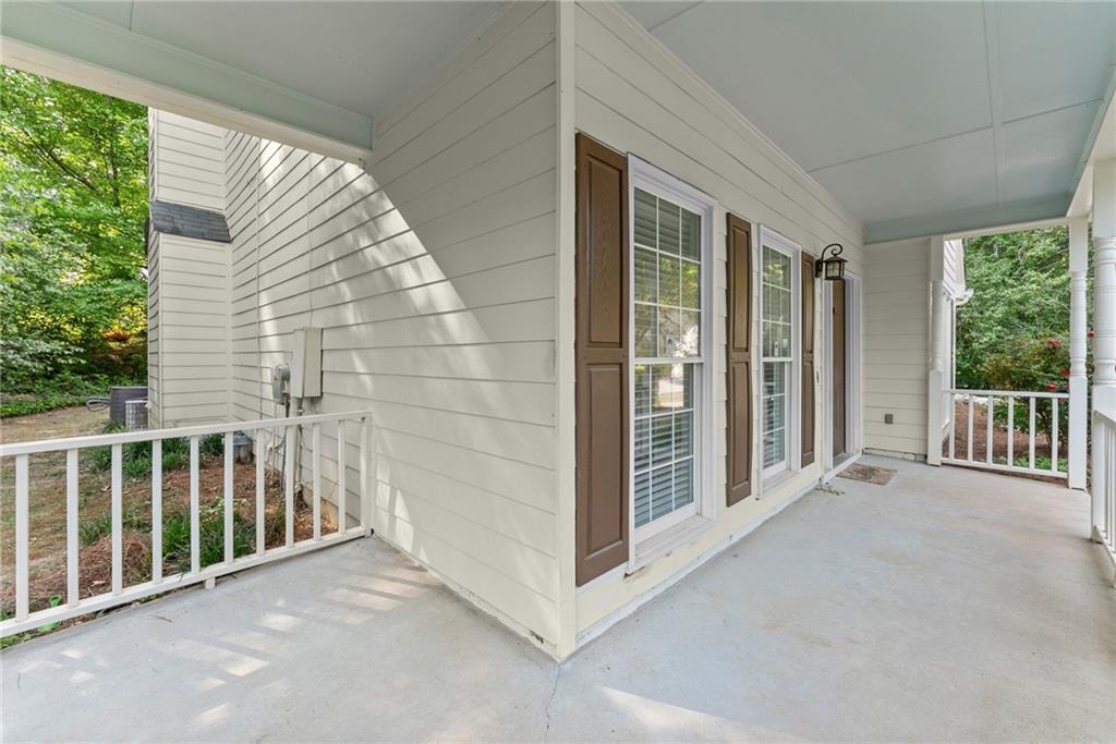 1632 Paces Vale Court
