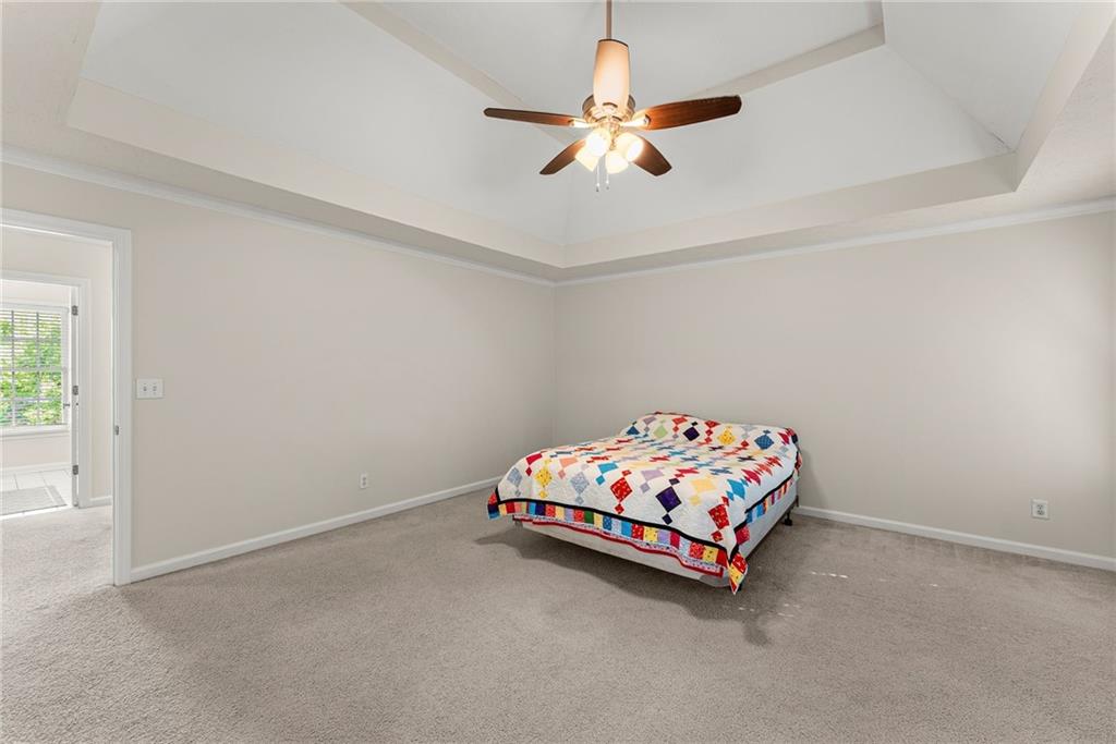1632 Paces Vale Court