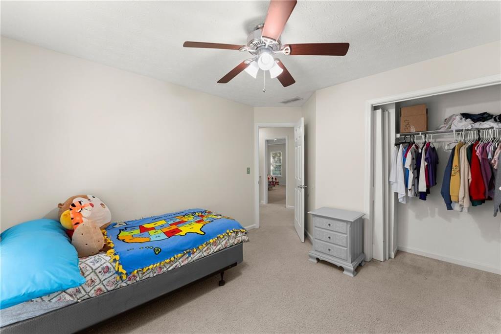 1632 Paces Vale Court