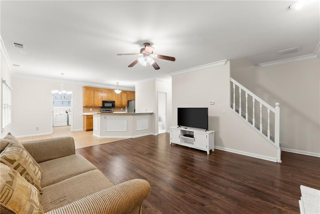 1632 Paces Vale Court