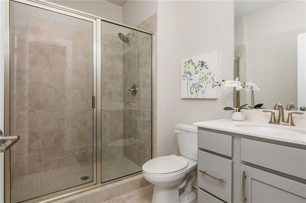 1391 Live Oak Lane