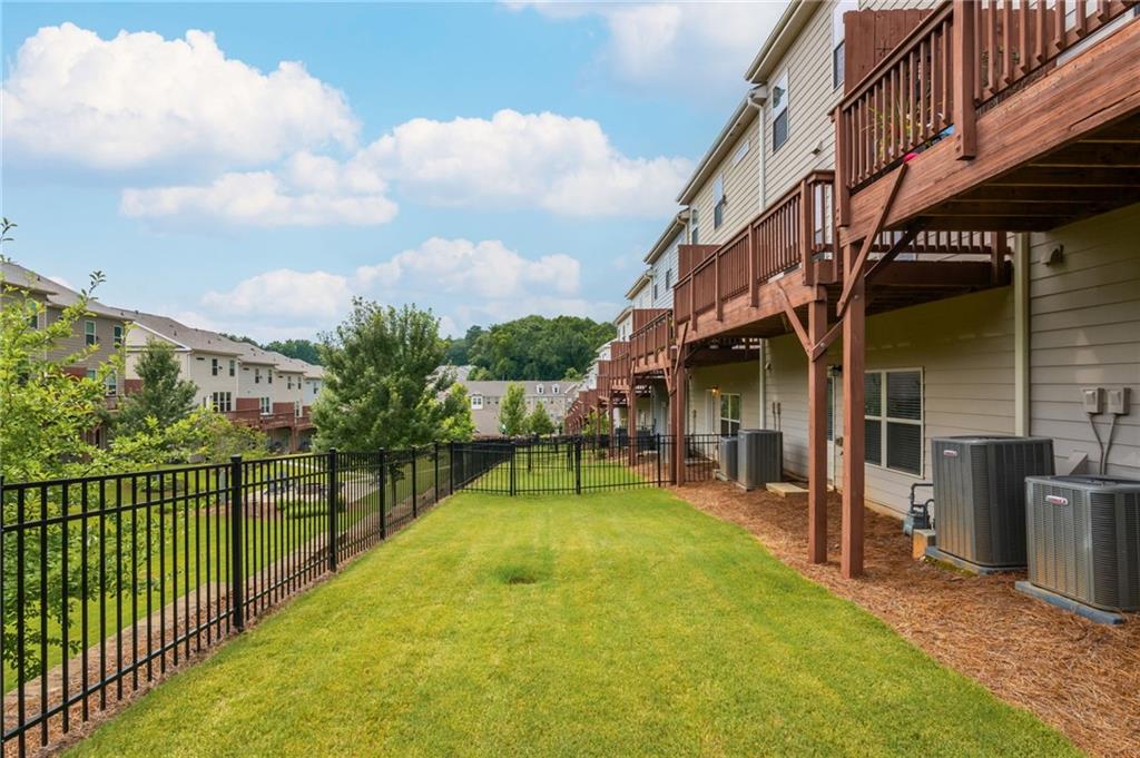 1391 Live Oak Lane