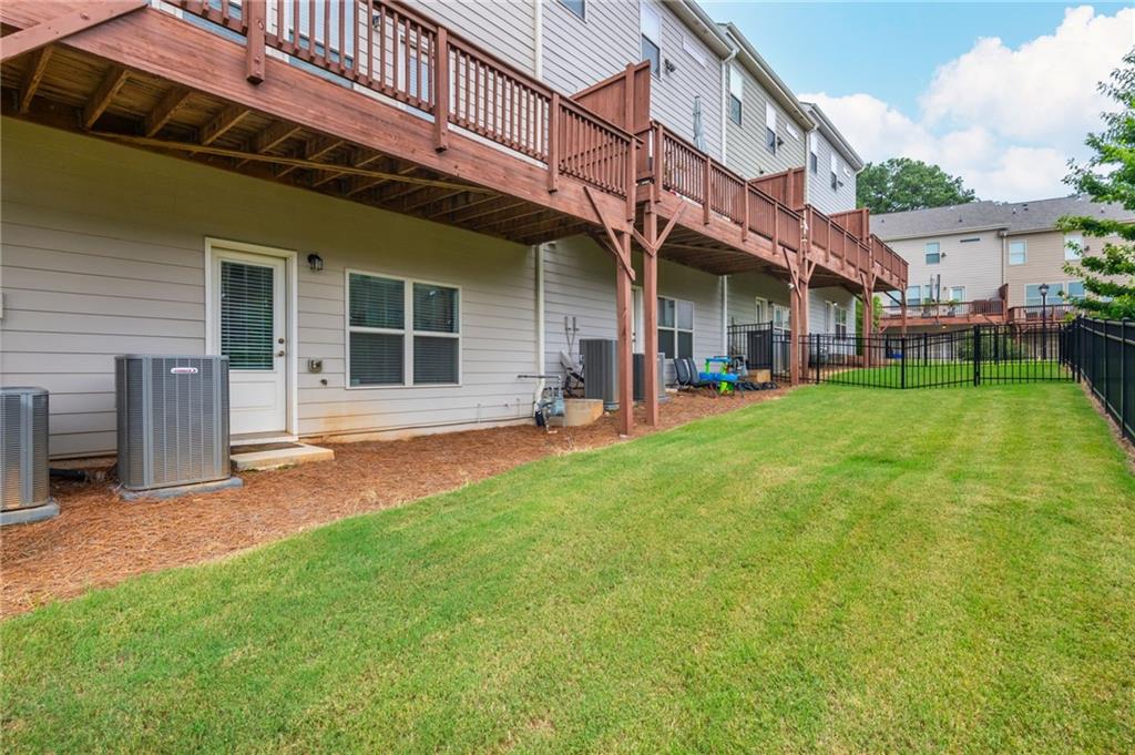 1391 Live Oak Lane
