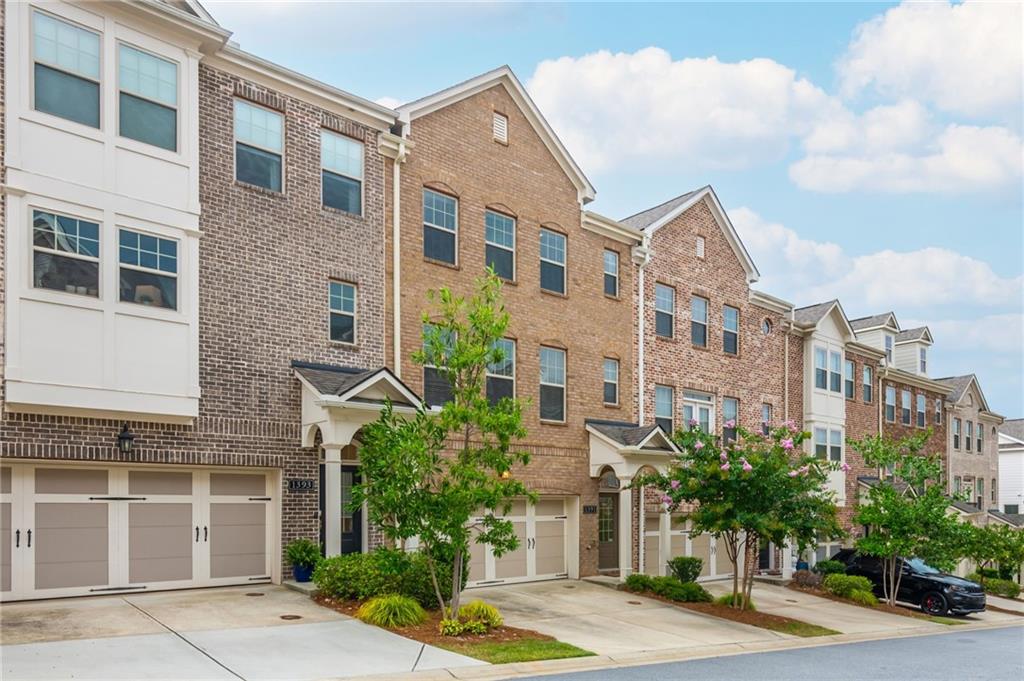 1391 Live Oak Lane