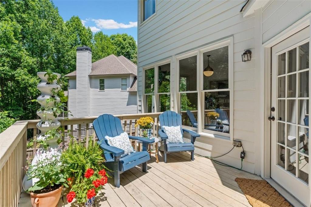 6000 Hampton Bluff Way