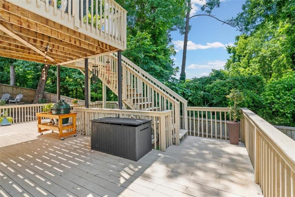 6000 Hampton Bluff Way