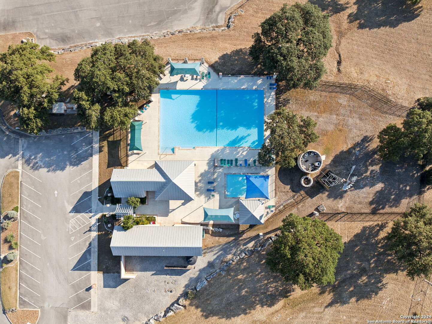 507 ARTHUR CT