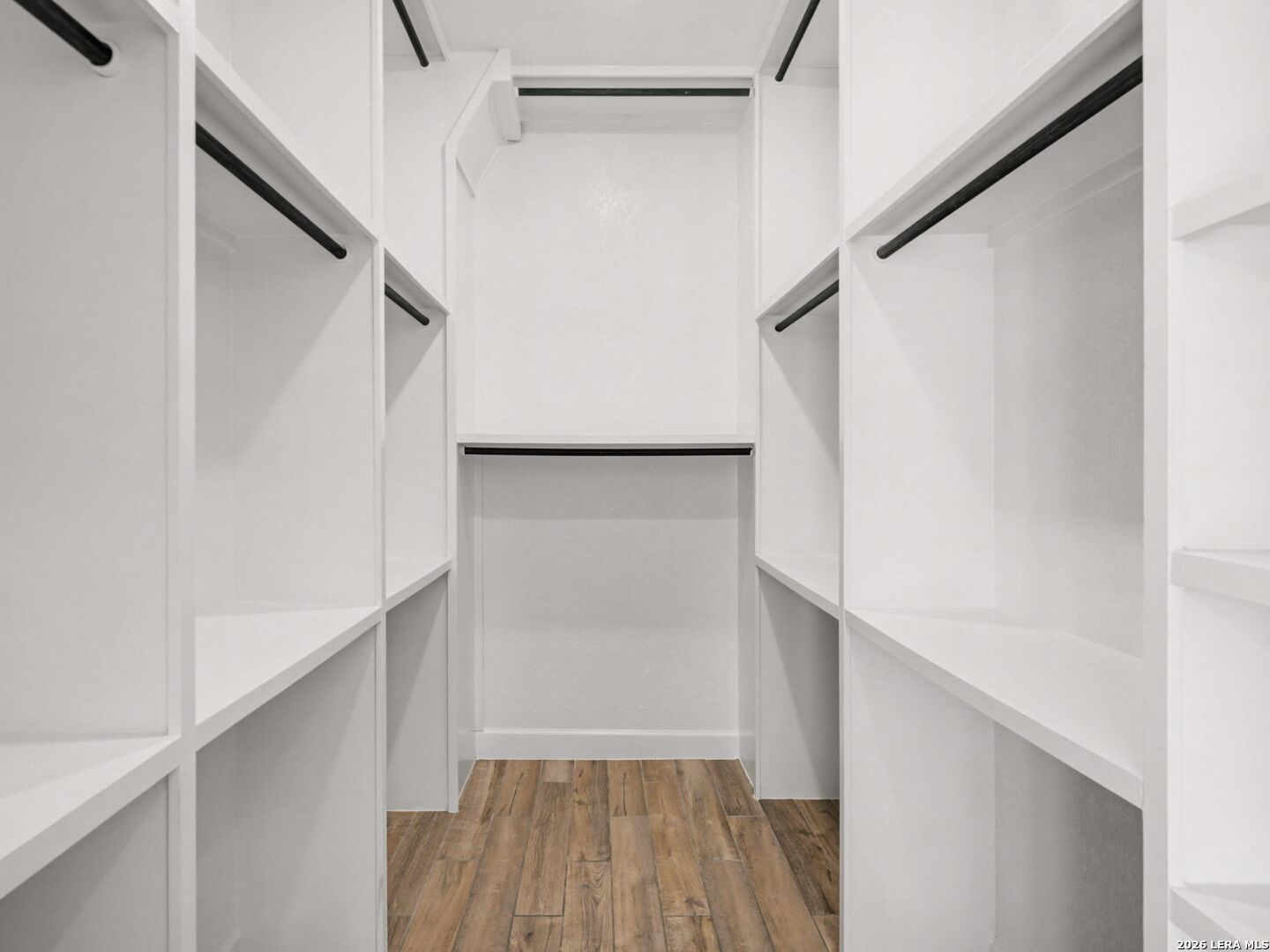 1216 Deerfoot Circle