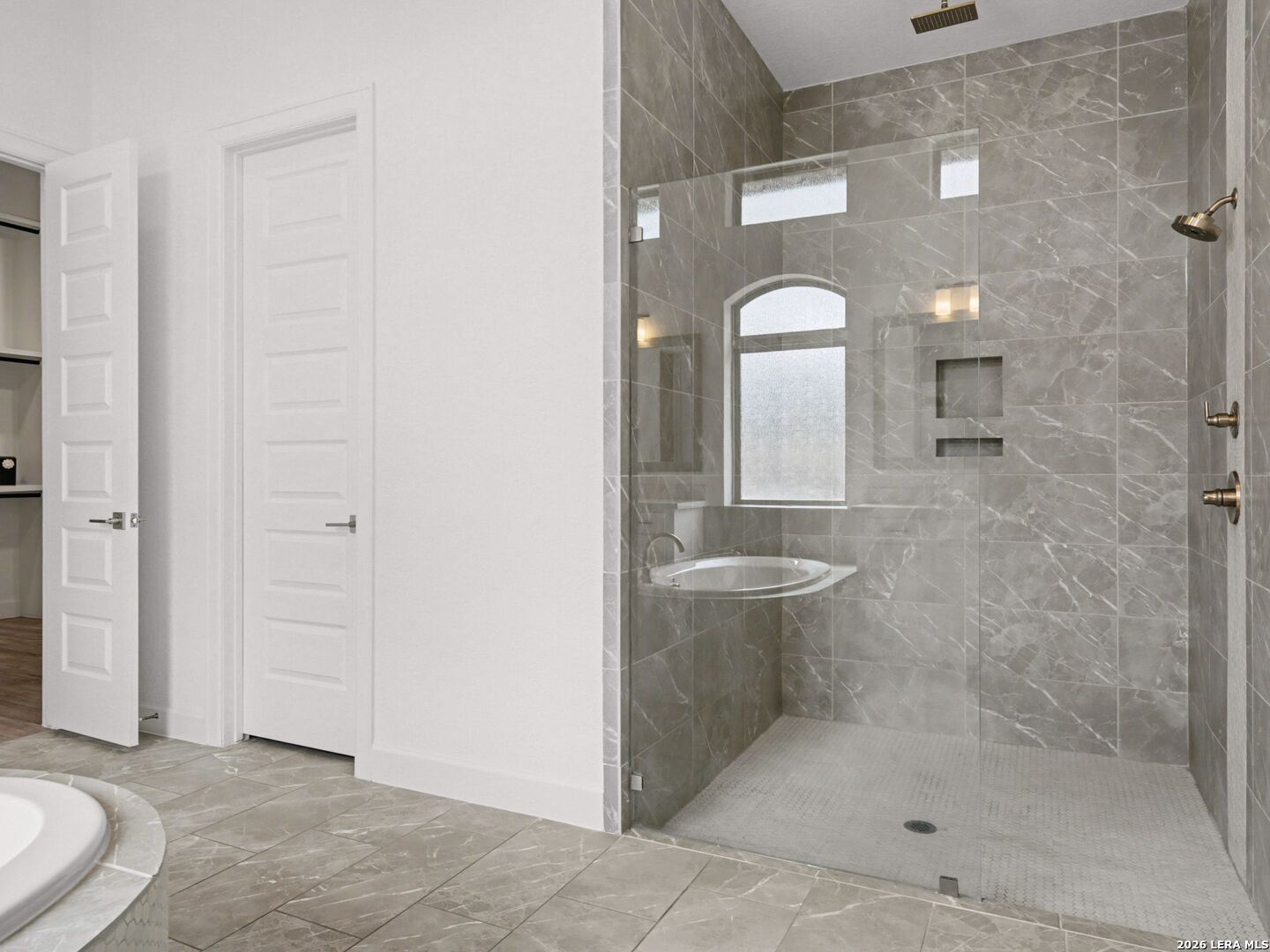 1216 Deerfoot Circle