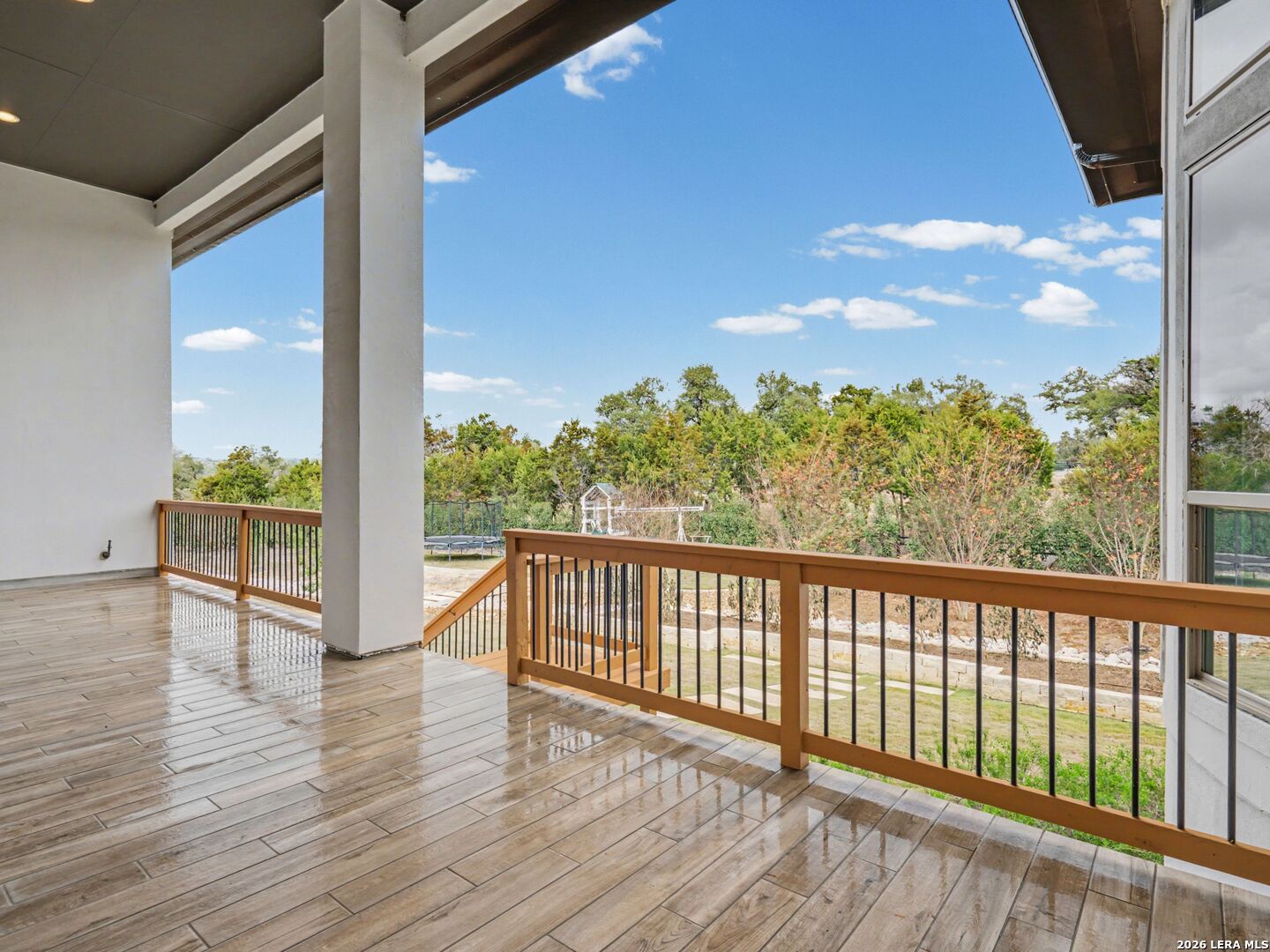 1216 Deerfoot Circle