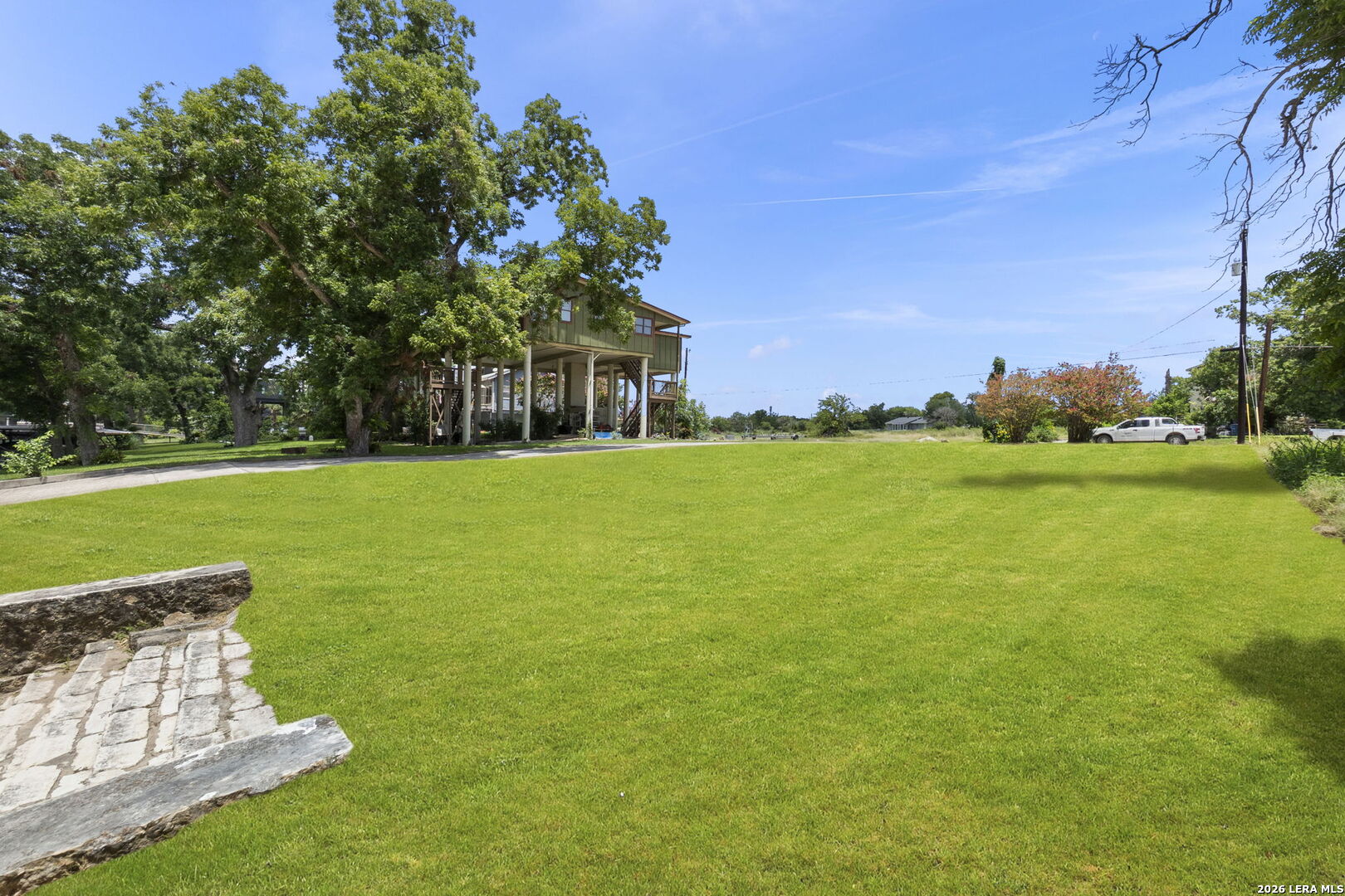 240 Rio Dr