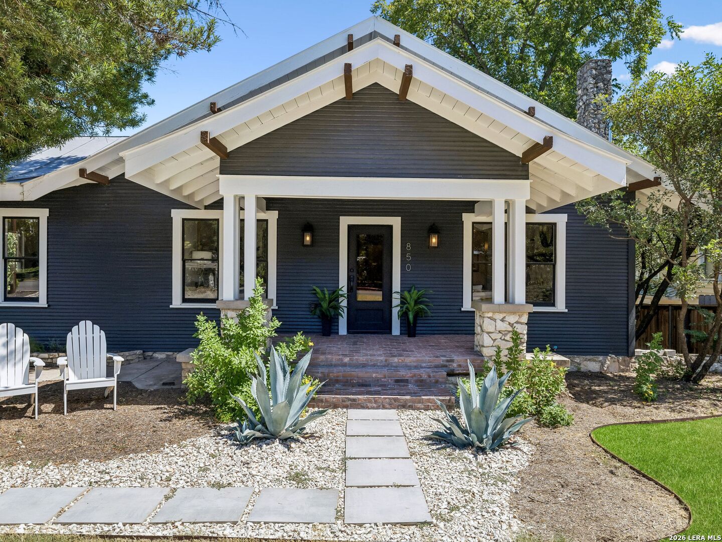 850 Estes Avenue