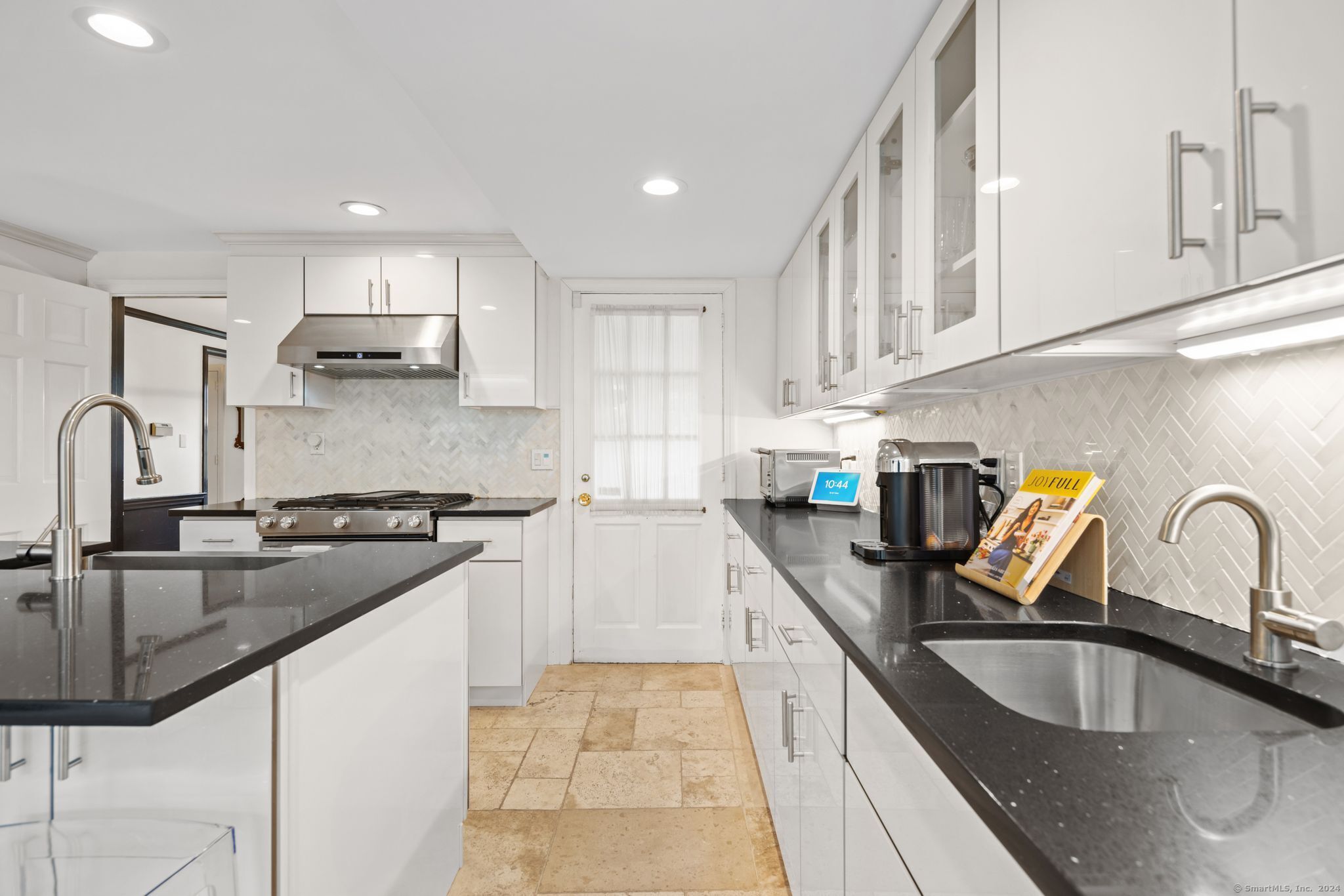 93 Mountain Terrace Road