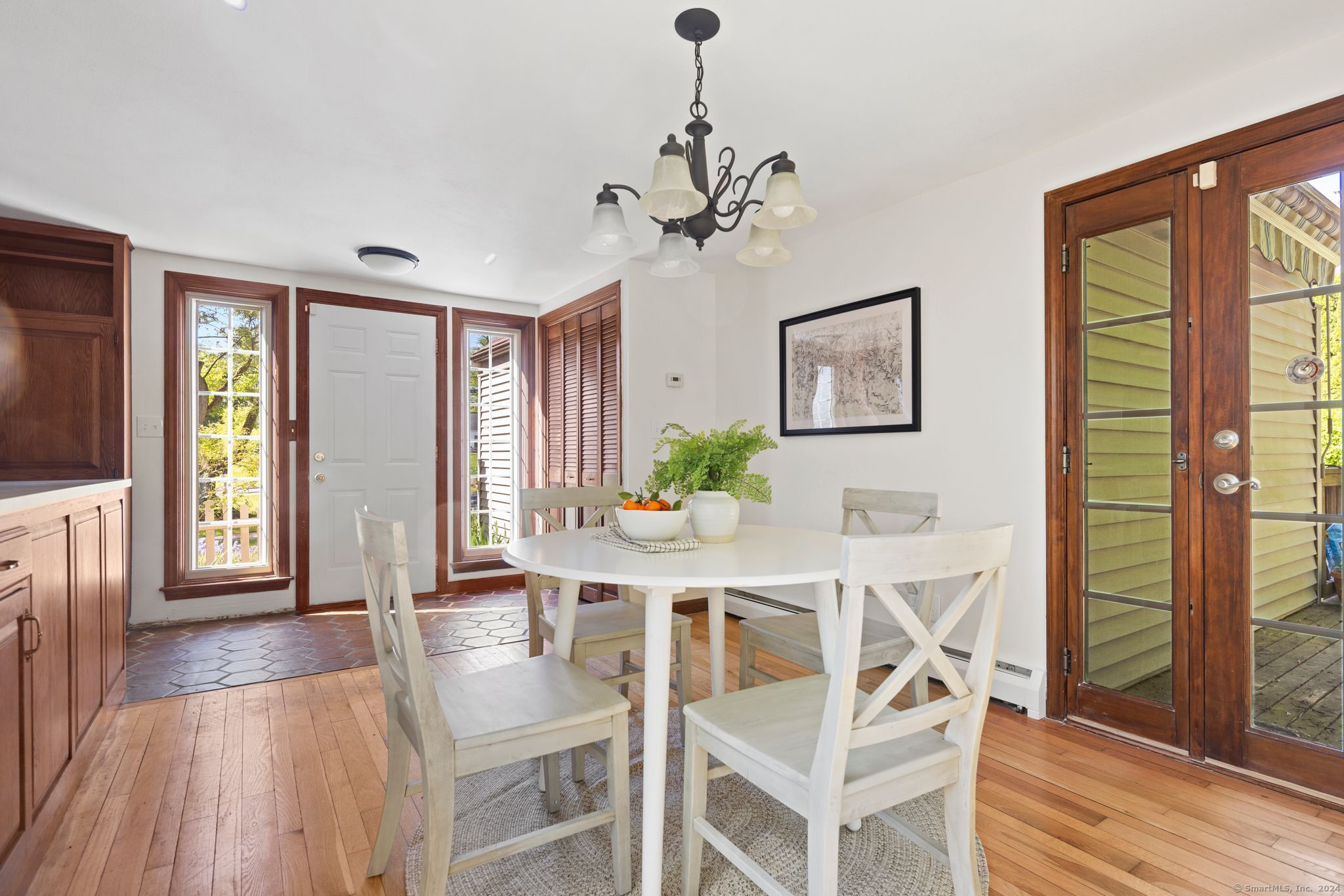 6 Avondale Road