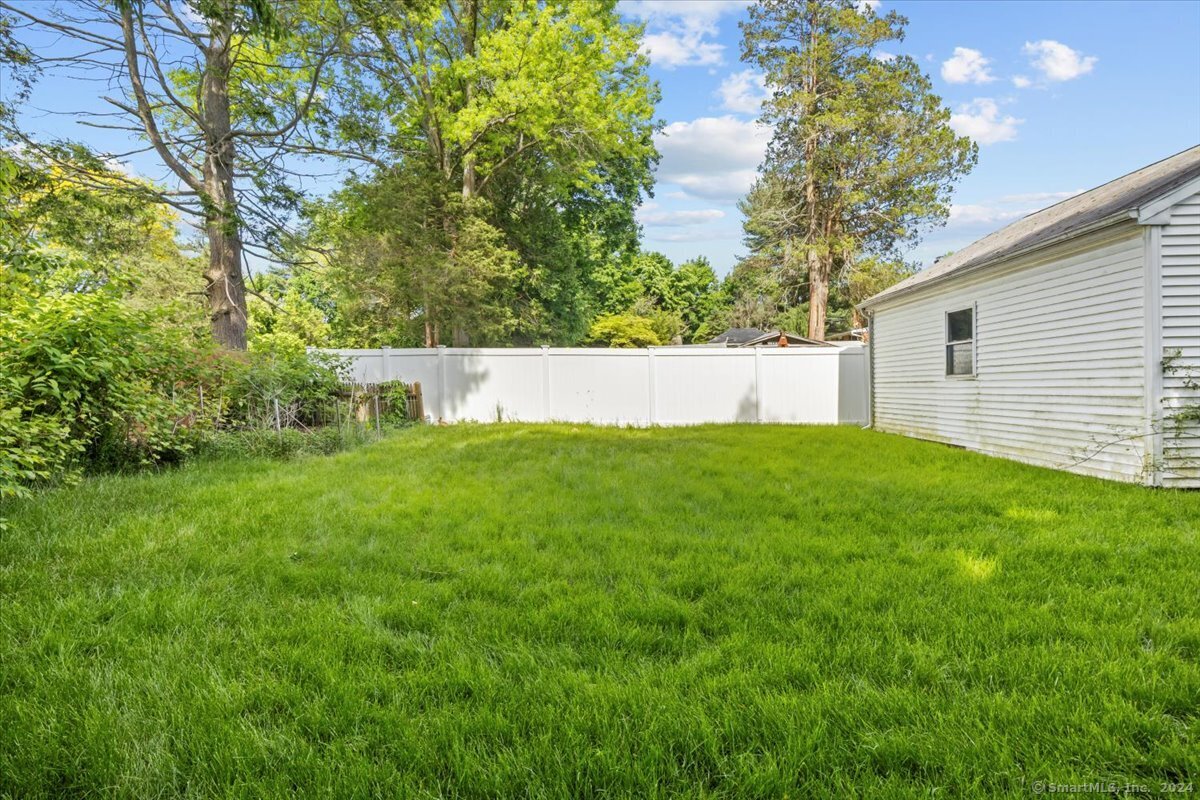 46 Robbins Drive