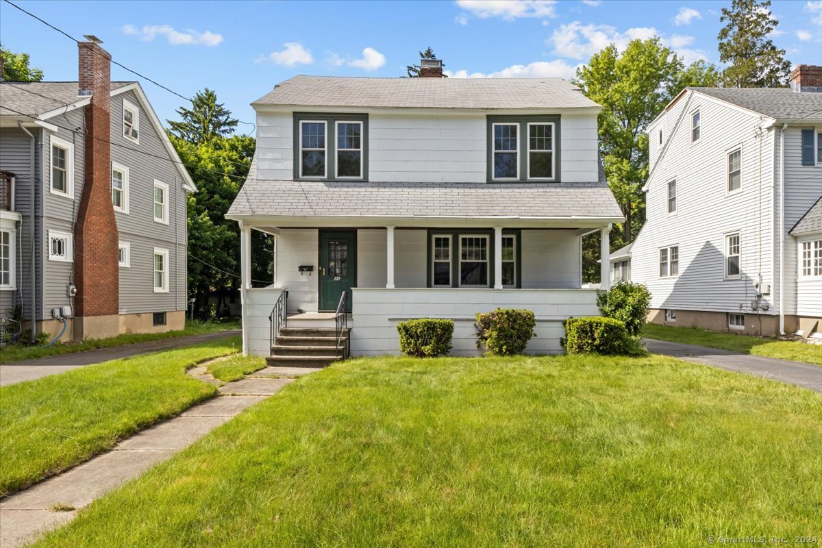 46 Robbins Drive