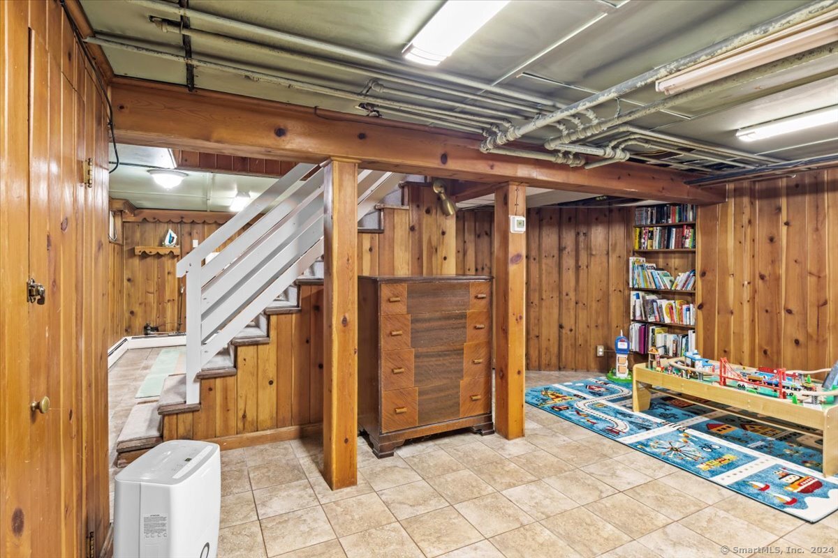 82 Middlebrook Road