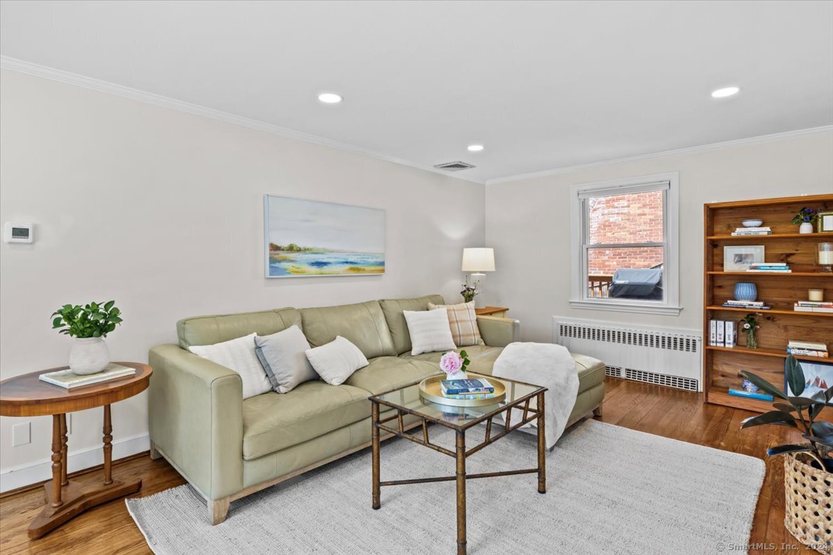82 Middlebrook Road