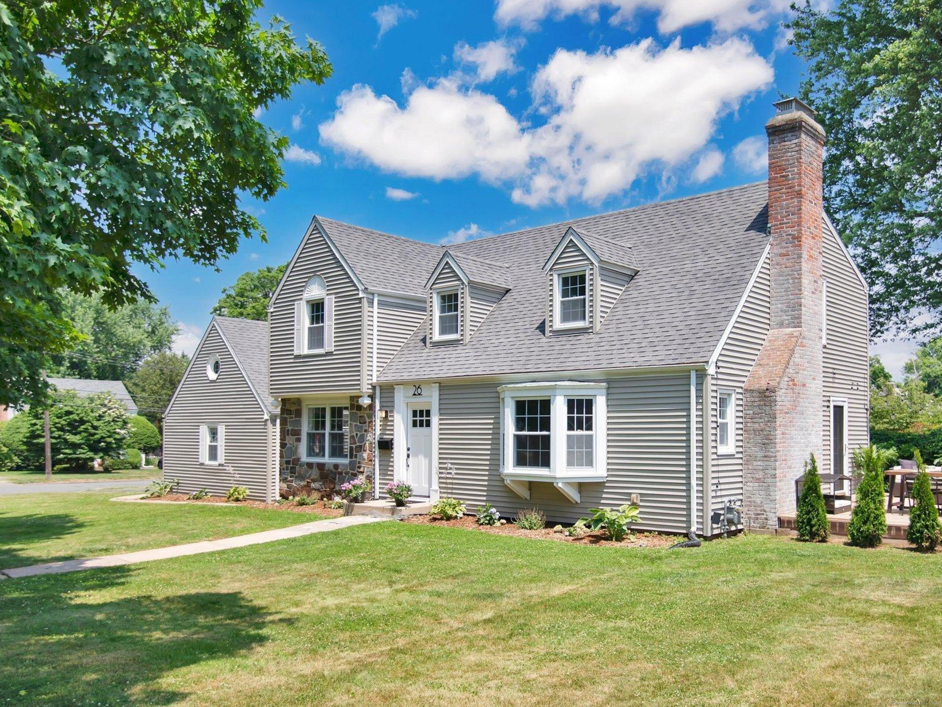 26 Webster Hill Boulevard
