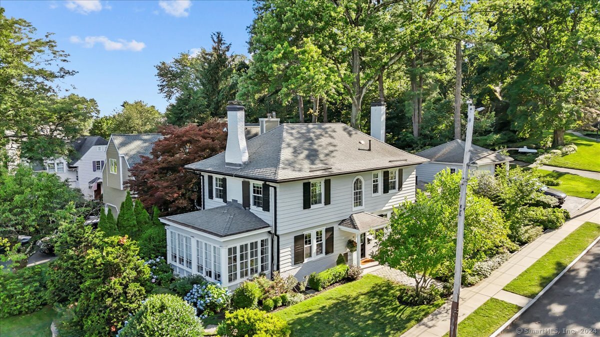 3 Forest Road
