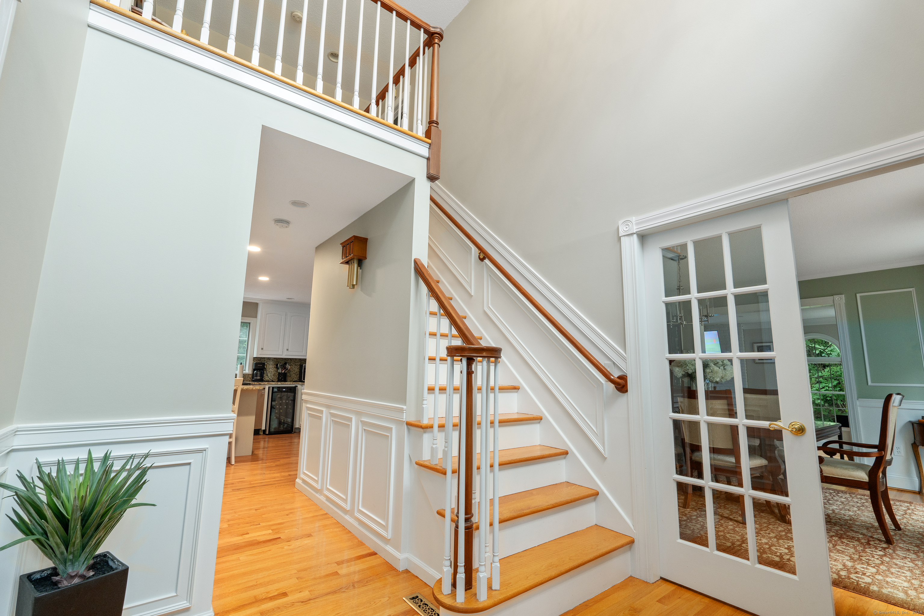 102 White Sail Drive
