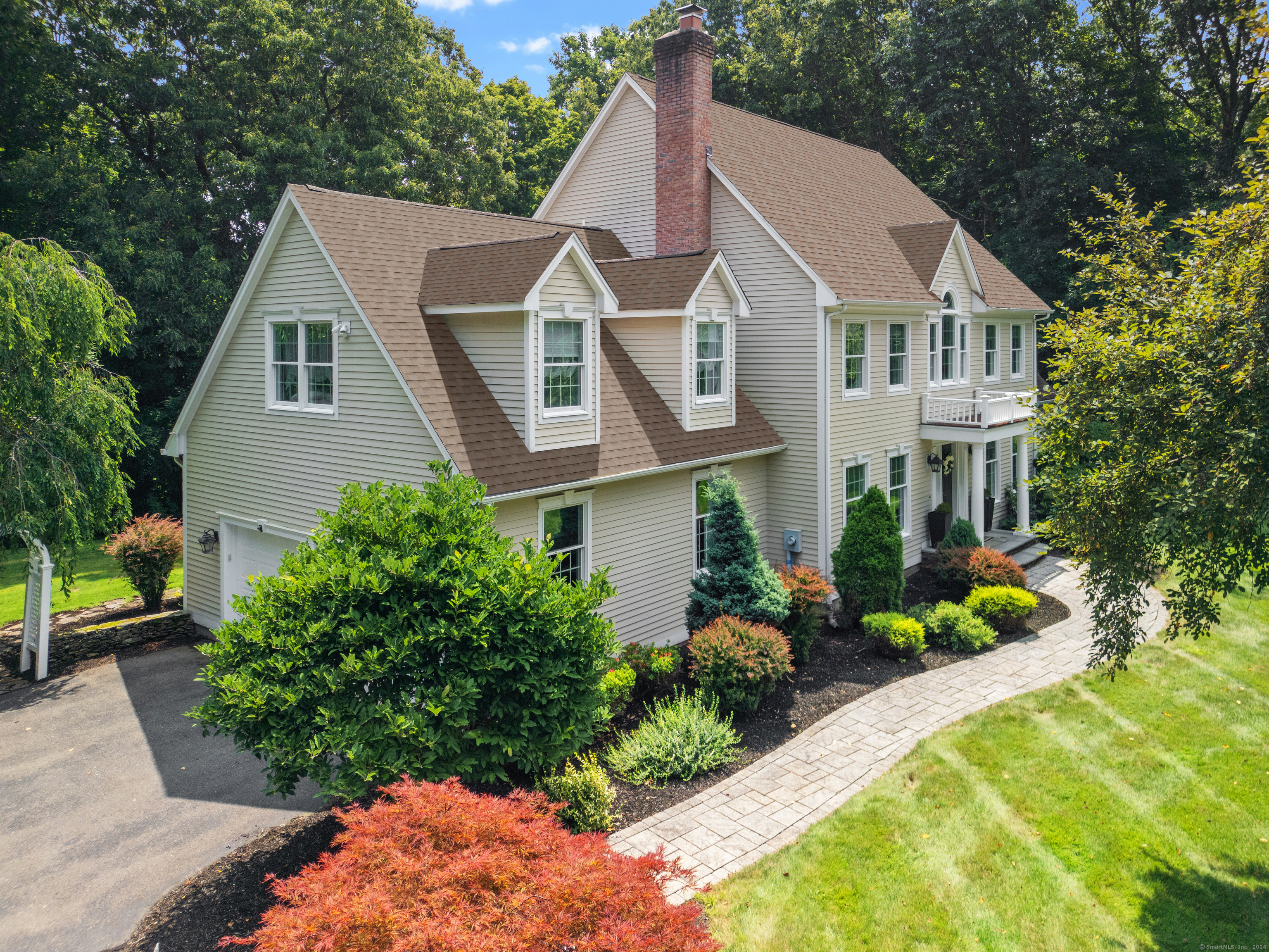 102 White Sail Drive