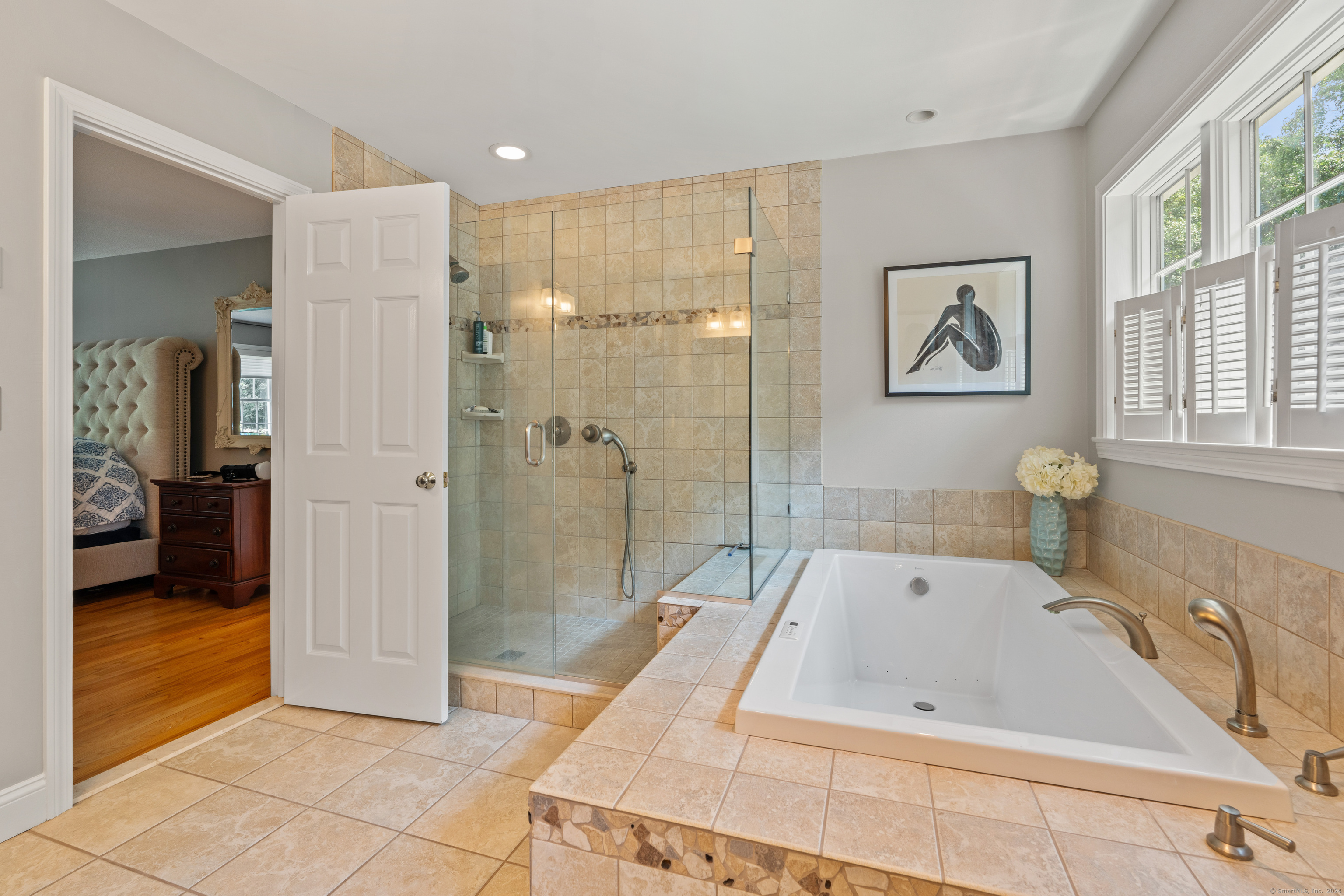 102 White Sail Drive